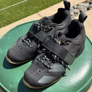 Adidas Adipower Black Weightlifting Shoes Men’s 6 / Women’s 7.5